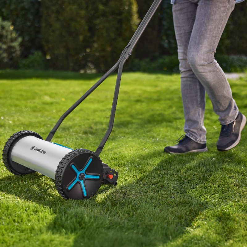 Tondeuse manuelle Comfort 330 Gardena — vue 2