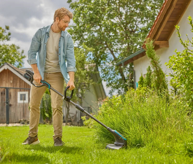 Coupe-bordures sans fil PowerTrim 30/18V P4A, kit prêt à l'usage Gardena — vue 4
