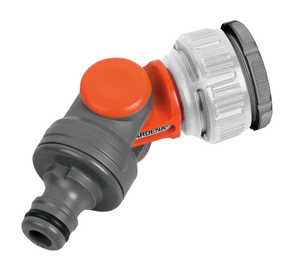 Nez de robinet coudé Gardena monté sur un robinet de jardin