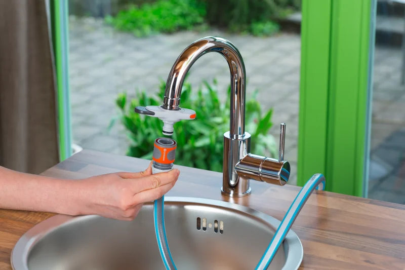 Verrouillage du raccord par le loquet orange
