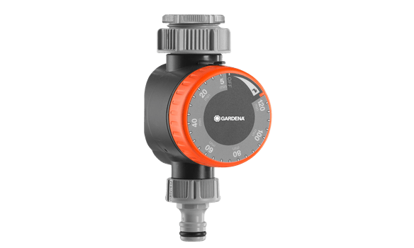 Minuterie d'arrosage Gardena en fonctionnement au jardin