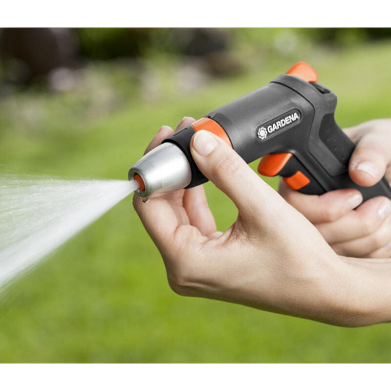 Raccord d'arrosage aquastop 15 mm fourni avec le kit Gardena
