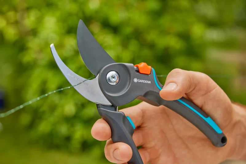 Sécateur PremiumCut Pro lames franches 24 mm Gardena — vue 2