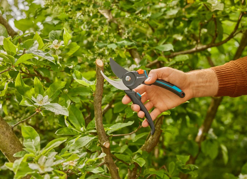 Sécateur PremiumCut Pro lames franches 24 mm Gardena — vue 4