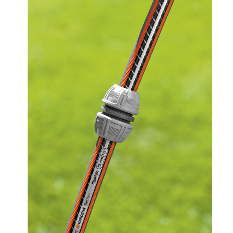 Réparateur de tuyau Gardena 13 et 15 mm, vue de profil