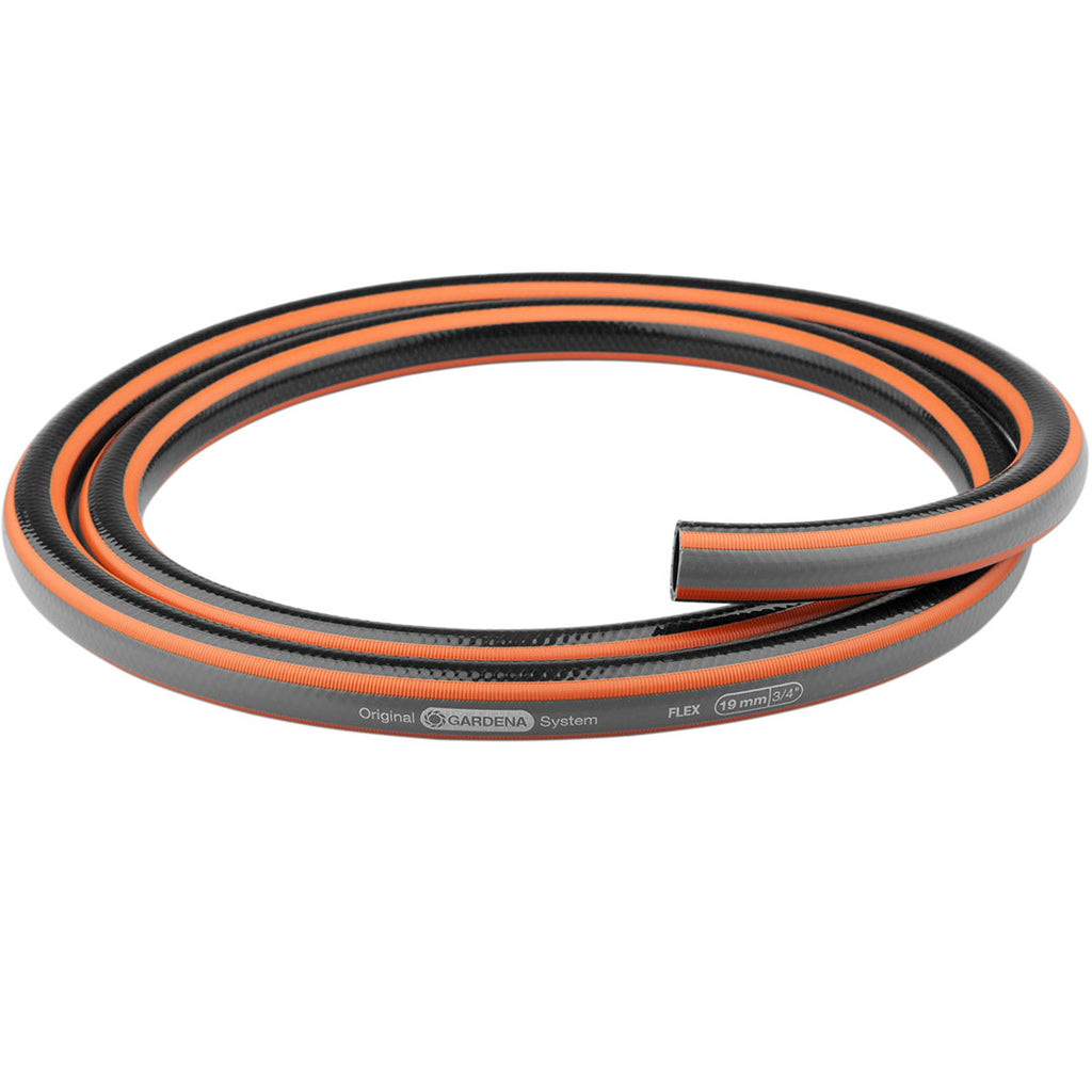 Rouleau de tuyau Comfort FLEX 25 m posé au jardin