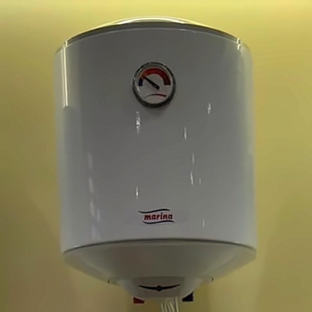 Chauffe-eau électrique vertical — Marina