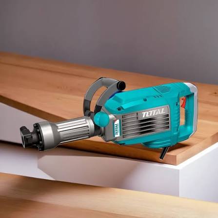 Marteau de démolition électrique TOTAL TH217068 1700 W 50 J