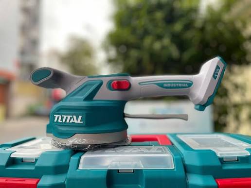 Carreau vibrant 20 V 2.0 Ah TOTAL TTVLI20018