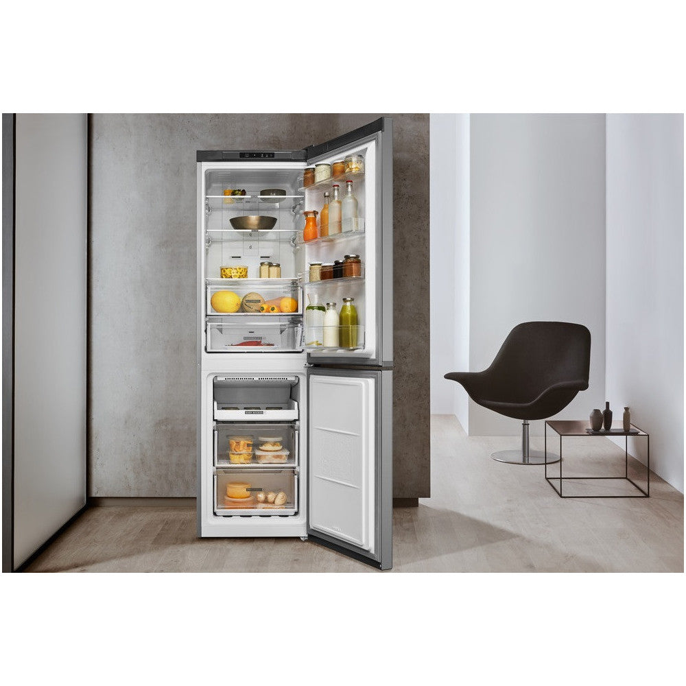 Whirlpool WFNF 81E OX1 dans une cuisine