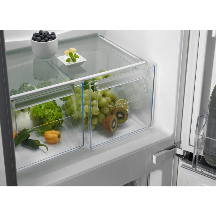 Zanussi ZNLN18FS1 bacs à légumes
