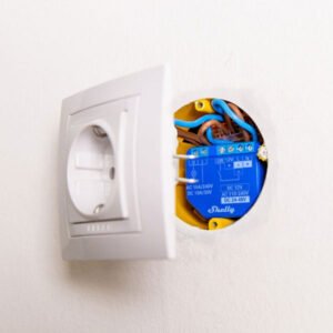 Shelly Plus 1 relais wifi simple avec contact sec